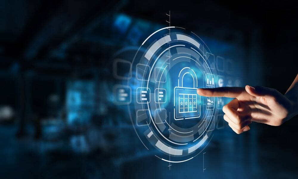 Menschliche Hand zeigt auf ein leuchtendes virtuelles Schloss